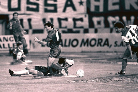 Những cuộc đụng độ Deportivo-Barcelona tại Riazor - 6 Mùa giải 2010/11, cái tên