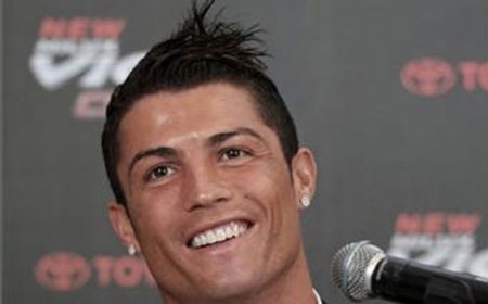 “Bộ sưu tập” kiểu tóc của Cristiano Ronaldo - 6 Ngọc Trung