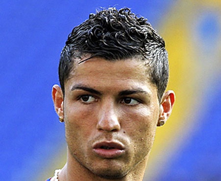 “Bộ sưu tập” kiểu tóc của Cristiano Ronaldo - 12 Ngọc Trung