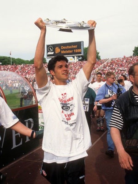 Sự nghiệp của “ông vua về nhì” Michael Ballack - 1 Sự nghiệp của “ông vua về nhì” Michael Ballack