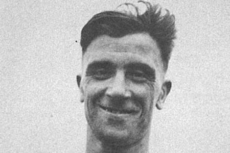 Q - Quini: Đã có 5 cầu thủ từng khoác áo Barcelona giành danh hiệu