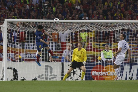 Q - Quini: Đã có 5 cầu thủ từng khoác áo Barcelona giành danh hiệu