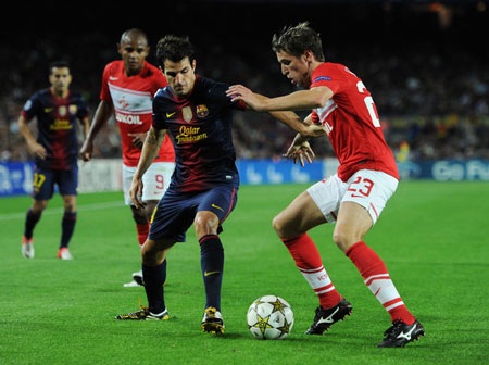 Cơ hội giành vé đi tiếp của thầy trò Tito Vilanova vẫn rất lớn