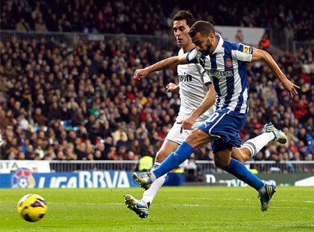 Nhìn lại trận hòa muối mặt của Real Madrid ngay trên Bernabeu - 12 Nhìn lại trận hòa muối mặt của Real Madrid ngay trên Bernabeu