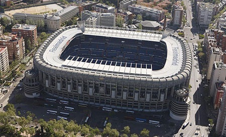 65 năm lịch sử thánh địa Santiago Bernabeu vĩ đại qua ảnh - 7 …và 60 năm sau, năm 2010.