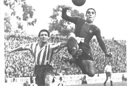 Những cuộc đụng độ Barcelona-Atletico trong quá khứ - 4 Barcelona hủy diệt Atletico Madrid với tỉ số 5-1 vào năm 1942.