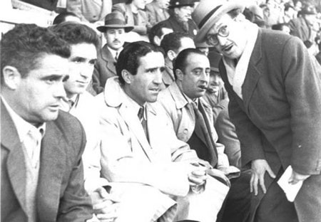 Những cuộc đụng độ Barcelona-Atletico trong quá khứ - 6 Chiến lược gia vĩ đại Helenio Herrera trong thời gian dẫn dắt Barcelona.