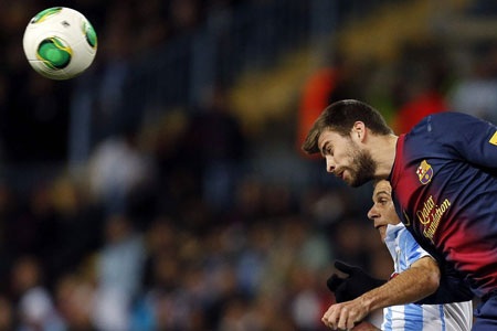 Nhìn lại màn rượt đuổi tỉ số nghẹt thở tại La Rosareda - 12 Hàng thủ của Barcelona…