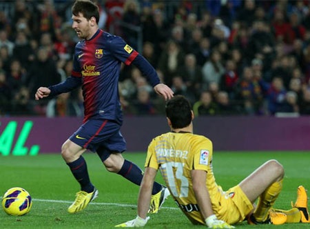 Messi chạm mốc 200 bàn tại La Liga - 1 Messi tiếp tục vươn tới cột mốc đáng nhớ nữa trong sự nghiệp bằng cú poker vào lưới Osasuna