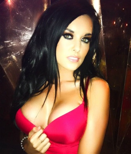 Chiêm ngưỡng nhan sắc người đẹp lưỡng giới hút hồn Ashley Cole - 4 Hải Hà