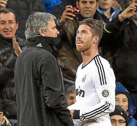 Real Madrid: Chơi dao coi chừng bị đứt tay - 2 Sergio Ramos là cầu thủ “nhiệt tình” ăn thẻ đỏ nhất của Real Madrid