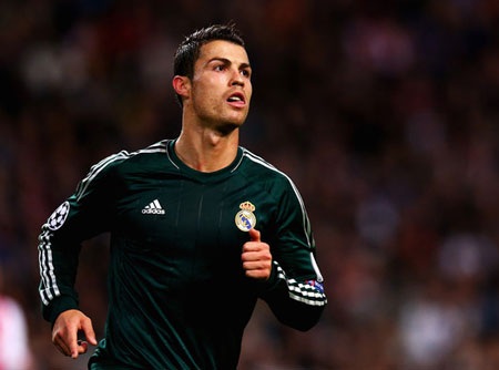 28 khoảnh khắc đáng nhớ cho sinh nhật thứ 28 của C.Ronaldo (P2) - 14 28 khoảnh khắc đáng nhớ cho sinh nhật thứ 28 của C.Ronaldo (P2)