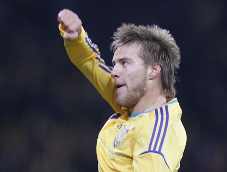 Jose Mourinho cử người theo dõi “Shevchenko đệ nhị” - 1 Yarmolenko được ví như Sheva đệ nhị