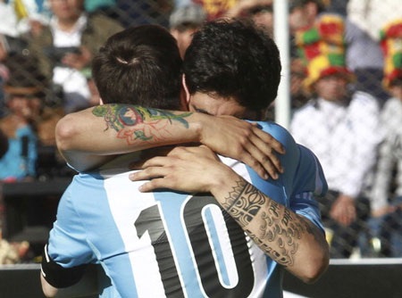Argentina hòa chật vật Bolivia tại “hiểm địa” La Paz - 3 Banega cứu Argentina khỏi một thất bại