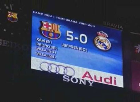 Những trận đấu hay nhất của Barcelona cùng thế hệ tiki-taka - 2 Barcelona - Real Madrid, 5-0 (2010):