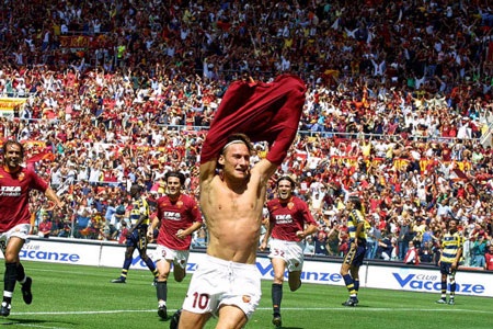 Francesco Totti: 20 năm một huyền thoại, một tình yêu bất diệt - 3 Francesco Totti: 20 năm một huyền thoại, một tình yêu bất diệt