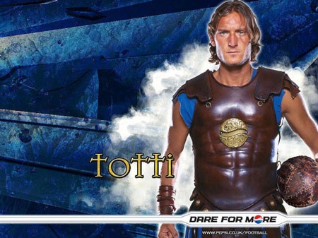 Francesco Totti: 20 năm một huyền thoại, một tình yêu bất diệt - 5 Francesco Totti: 20 năm một huyền thoại, một tình yêu bất diệt