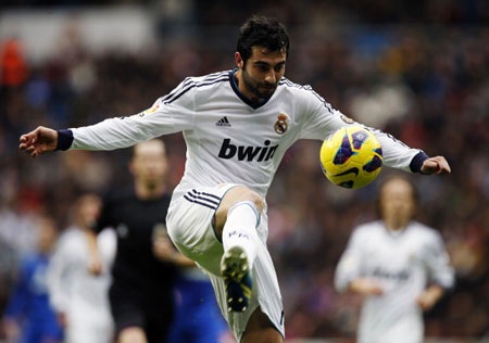 Số phận của những ngôi sao Real Madrid trong mùa hè tới - 3 Carvalho hay Albiol là những cái tên chắc chắn phải ra đi