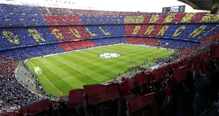 Những giây phút Barca thảm bại dưới tay Bayern ở Nou Camp - 7 Thánh địa Nou Camp được các CĐV tạo nên một bức tranh ngoạn mục để đón chào Bayern Munich.