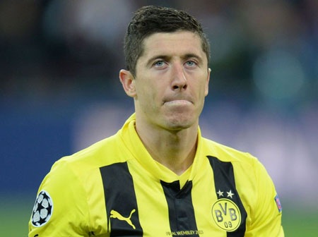 Juergen Klopp phủ nhận Bayern Munich liên hệ với Lewandowski - 1 Klopp tin rằng Lewandowski sẽ tiếp tục gắn bó với Dortmund