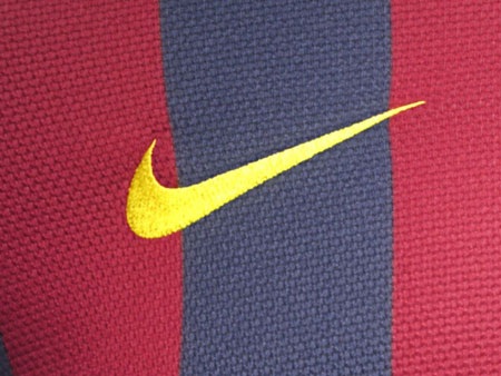 Barcelona trình làng trang phục thi đấu mùa giải tới - 7 Hãng tài trợ áo đấu cho Barcelona vẫn là gã khổng lồ Nike.