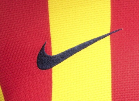 Barcelona trình làng trang phục thi đấu mùa giải tới - 13 Barcelona được xem là biểu tượng của phong trào ly khai, đòi độc lập của xứ Catalonia.
