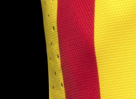 Barcelona trình làng trang phục thi đấu mùa giải tới - 14 Barcelona được xem là biểu tượng của phong trào ly khai, đòi độc lập của xứ Catalonia.