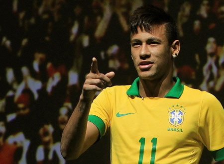 Neymar “tuyên chiến” với C.Ronaldo - 1 Neymar rất khao khát đánh bại C.Ronaldo