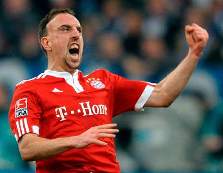 Nhật ký chuyển nhượng ngày 29/6 - 3 Ribery gần như chắc chắn gia hạn hợp đồng với Bayern Munich