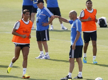 C.Ronaldo nhanh chóng khẳng định sự khác biệt