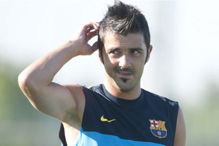 Những khoảnh khắc đáng nhớ của David Villa trong màu áo Barca - 16 Villa trở lại tập luyện cùng các đồng đội để chuẩn bị cho mùa giải mới sau 8 tháng dưỡng thương.