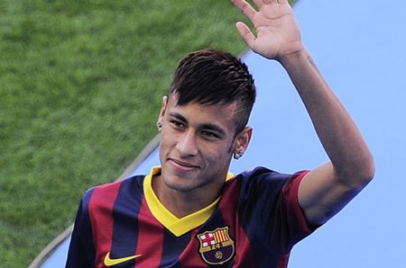 Barcelona và thói quen mua đắt bán...như cho không - 2 Số tiền Barcelona ném qua cửa sổ gấp 3 lần số tiền họ mua Neymar