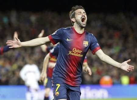 Chia tay Barcelona, David Villa gia nhập Atletico Madrid - 1 Villa đầu quân cho Atletico Madrid
