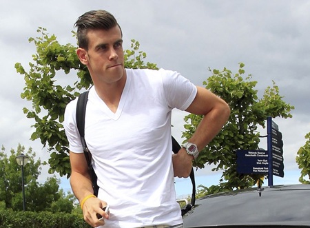 Gareth Bale gia nhập Real Madrid với giá 91 triệu euro? - 1 Bale chính thức gia nhập Real Madrid với giá 91 triệu euro