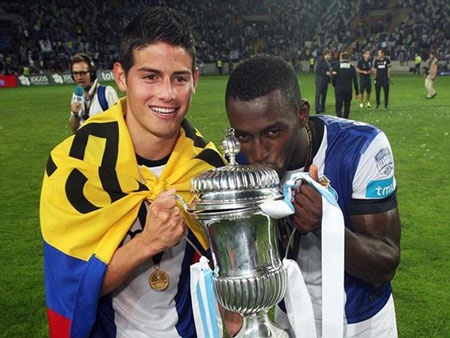 Nhật ký chuyển nhượng ngày 3/8 - 1 Sau Higuain, Napoli quyết chiêu mộ Jackson Martinez
