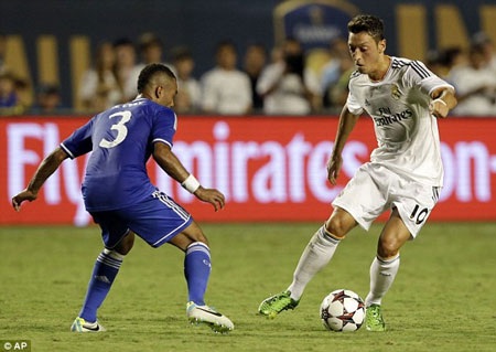 Nhật ký chuyển nhượng ngày 16/8 - 2 Real Madrid sẵn sàng bán Ozil cho MU với giá 40 triệu bảng