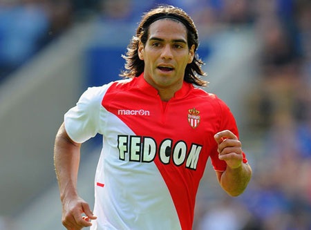 Real Madrid sẵn sàng phá két vì Falcao hoặc Suarez - 1 Falcao không hài lòng với cuộc sống tại Monaco?