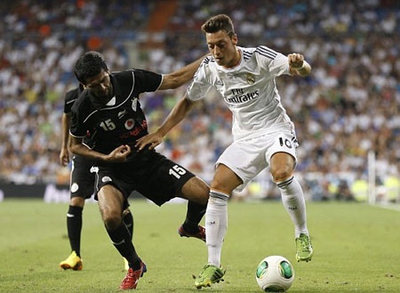 Ozil giờ là người của Arsenal