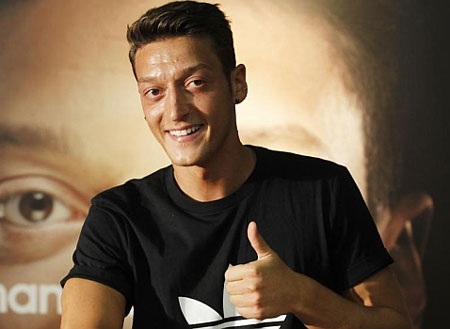 Thương vụ Mesut Ozil: Chuyện bây giờ mới kể - 1 Ozil và Real Madrid không tìm được tiếng nói chung về chuyện lương bổng