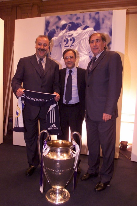 Real Madrid trong nỗi nhớ “phù thủy” Del Bosque - 1 Real Madrid của Perez chỉ thực sự thành công với Del Bosque trên băng ghế chỉ đạo