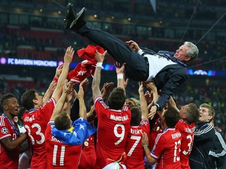 Bayern Munich áp đảo danh sách đề cử Quả bóng Vàng 2013 - 1 Bayern Munich áp đảo hoàn toàn trong danh sách đề cử QBV
