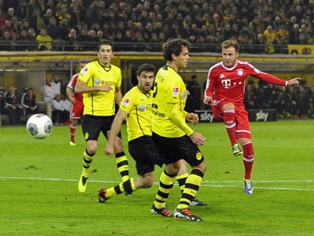 Bayern Munich đánh sập thánh địa của Dortmund - 2 Khoảnh khắc lóe sáng quyết định trận đấu của Gotze