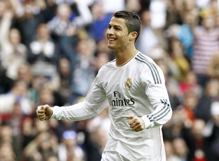 Lập hattrick, C.Ronaldo “tàn phá” các kỷ lục ghi bàn - 1 Khả năng săn bàn của C.Ronaldo là “không giới hạn”
