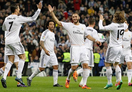 Benzema và Jese lập công, Real Madrid “hạ ngọt” Osasuna - 1 Real Madrid có chiến
thắng dễ dàng trước Osasuna