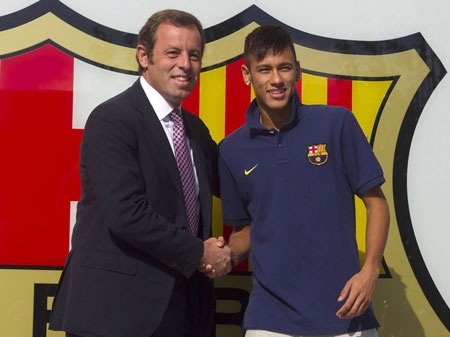 Thương vụ Neymar bị đặt rất nhiều nghi vấn