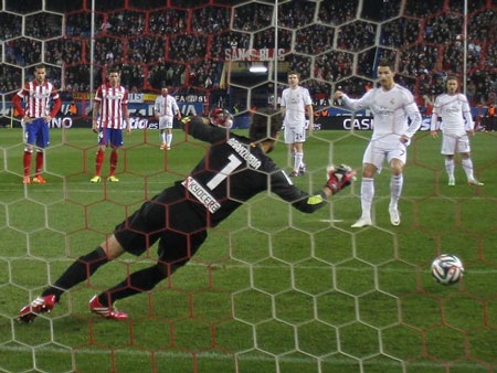 C.Ronaldo: Cơn ác mộng của Atletico - 1 C.Ronaldo là cơn ác mộng thực sự với Atletico Madrid