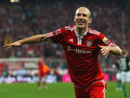 Robben gia hạn hợp đồng với Bayern Munich - 1 Robben gắn bó với “hùm xám” đến năm 2017