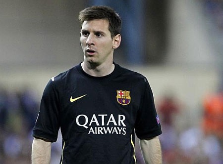 Sợ Messi nổi cáu, Barca thôi đòi hỏi ăn chia - 1 Barcelona muốn ký hợp đồng mới với Messi trước khi World Cup diễn ra