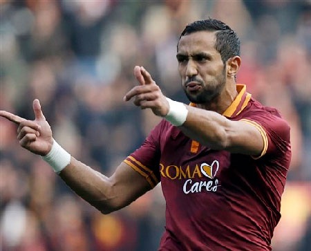 Bayern Munich và MU đang tranh giành chữ ký của Mehdi Benatia