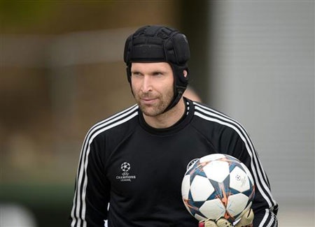 Nhật ký chuyển nhượng ngày 4/7 - 1 Petr Cech lo ngại phải ngồi dự bị cho Courtois
